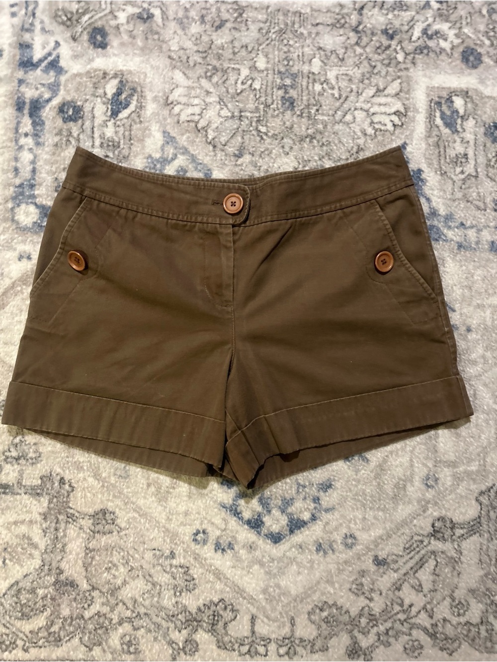 Ann Taylor Loft Women’s Button-Accent Casual Shorts